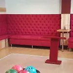 Vivaron & Bowling Penzion Rožňava
