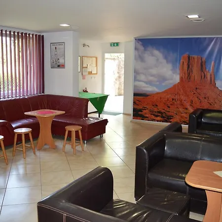 Vivaron Penzion & Bowling Konukevi