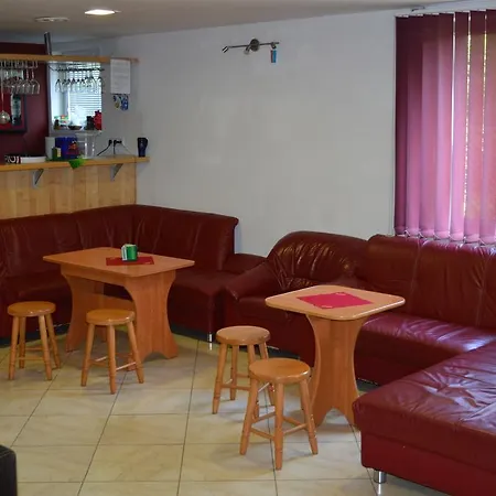 Vivaron Penzion & Bowling Rožňava