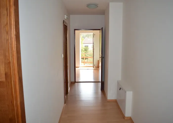 Konukevi Vivaron Penzion & Bowling Rožňava